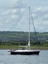 MOODY 42, Gorgeous cruising yacht, well updated £129000