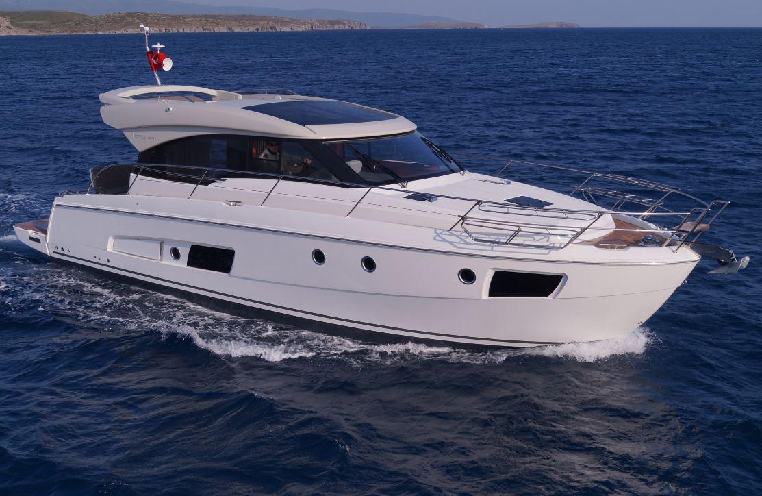 2025 Bavaria Virtess 420 Coupe