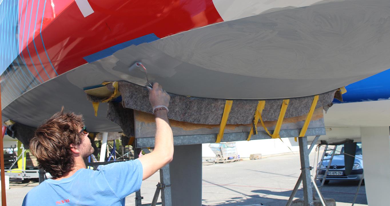 Wie Sie das passende Antifouling für Ihr Boot finden und auftragen.