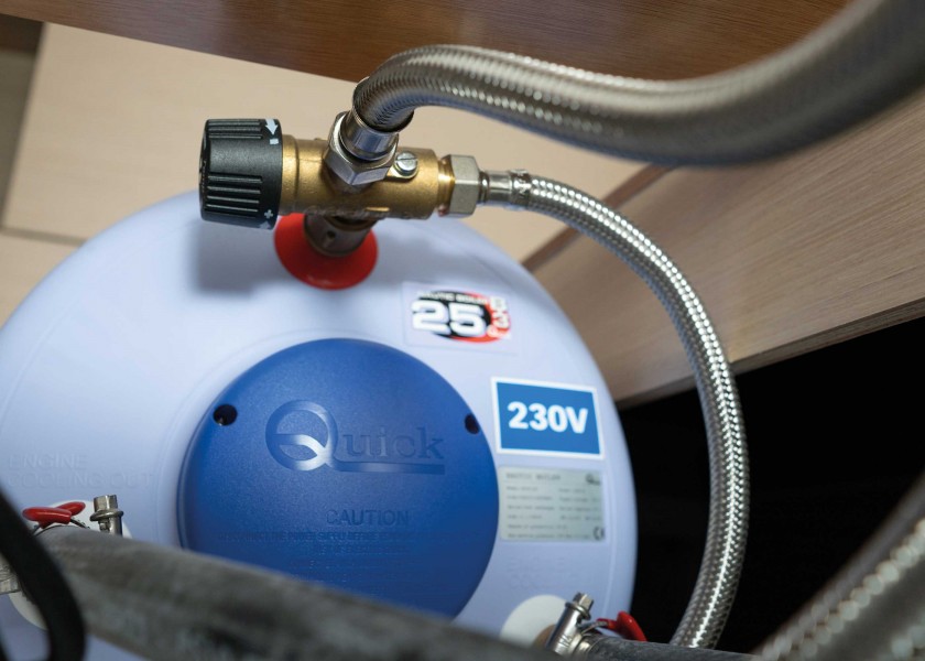 QUICK B3 Water Heater stainless steel 15-80 litre Image 5 of 5