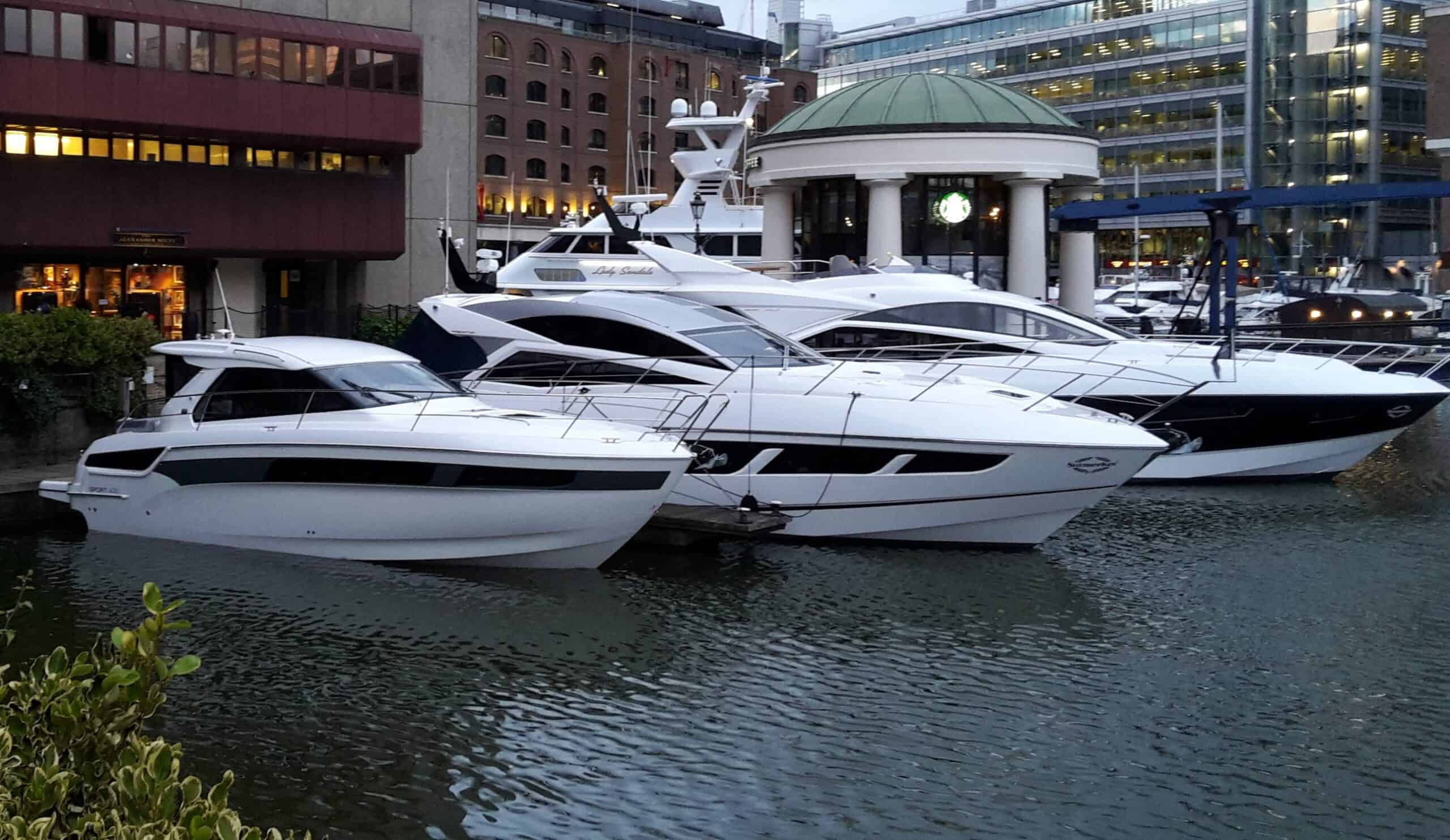Brokerage image